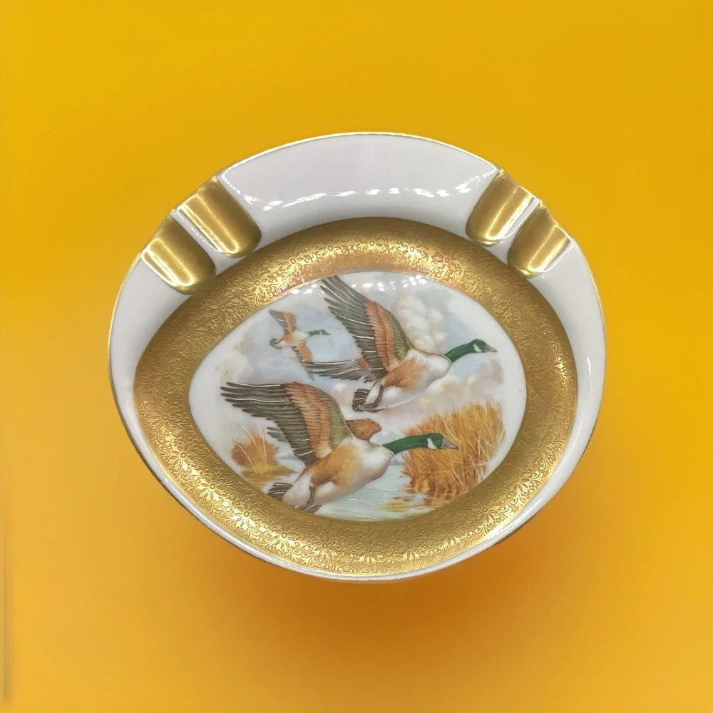 Vtg Canadian Geese Ashtray Trinket Dish with Gold Accents-7